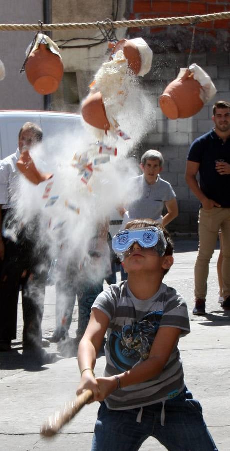 Fiestas del Henarillo en el barrio del Salvador de Cuéllar (Segovia)