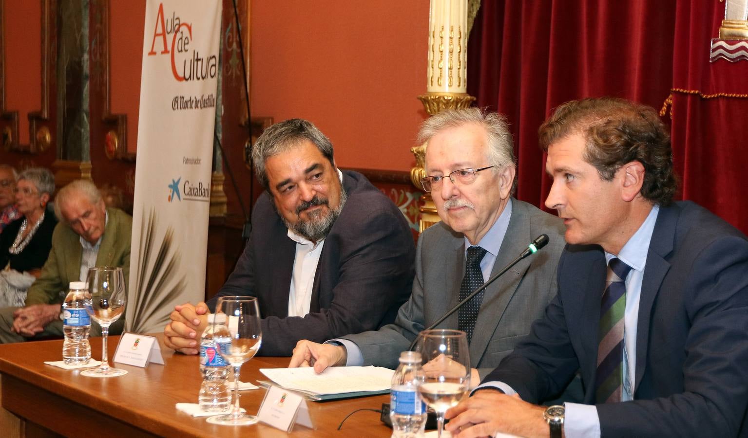 El historiador Juan Pablo Fusi en el Aula de Cultura de El Norte de Castilla