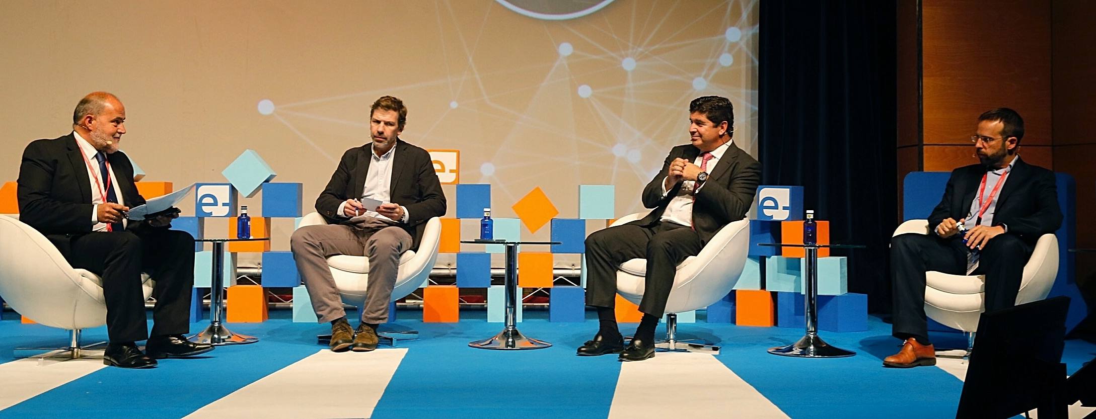 &#039;La economía se mueve. Fintech y medios de pago. Presente y futuro&#039;, cuarto bloque del Congreso e-volución