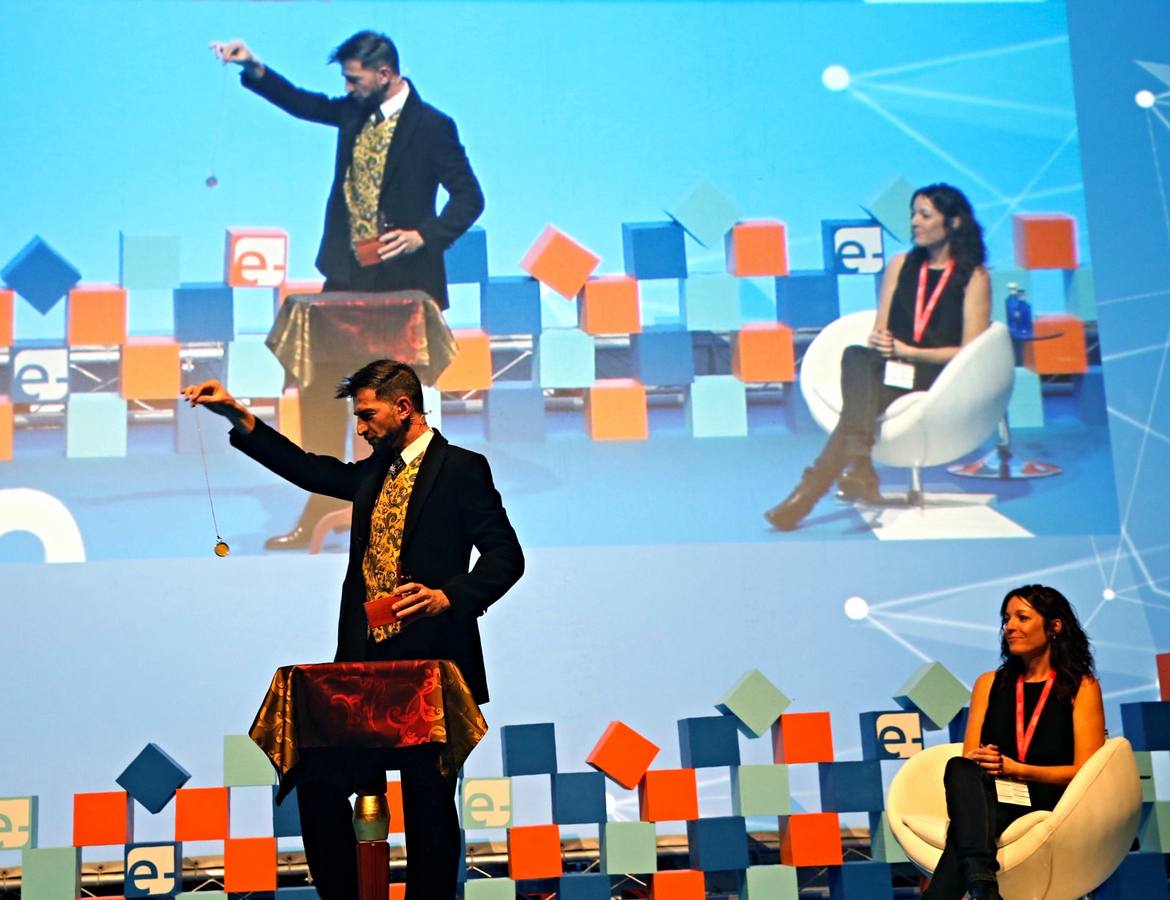 &#039;La economía se mueve. Fintech y medios de pago. Presente y futuro&#039;, cuarto bloque del Congreso e-volución