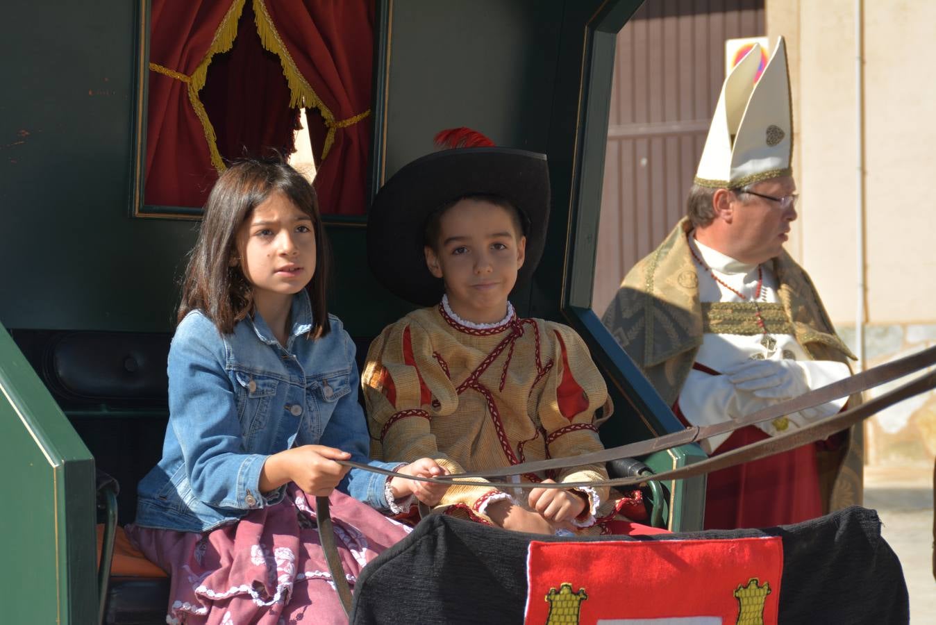 Aldeatejada se viste de gala para las Vísperas Nupciales de Felipe II y Manuela de Portugal (2/3)