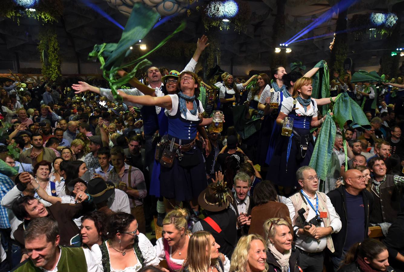 La tradicional fiesta de la cerveza de Múnich llega a su fin