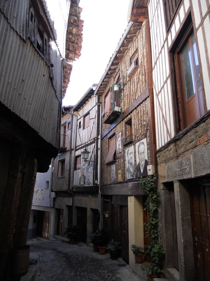 Mogarraz: el pueblo de los retratos