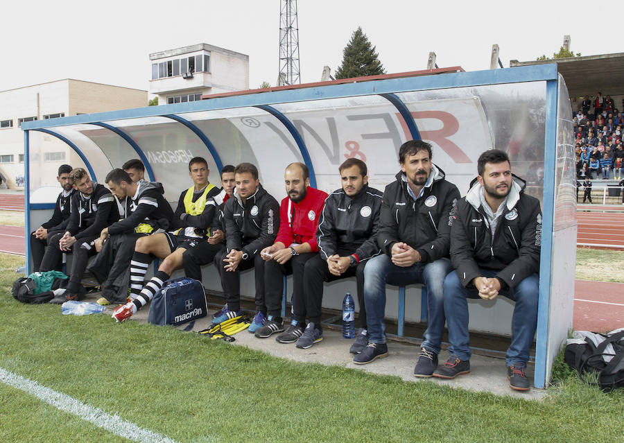 Unionistas de Salamanca vence al Atlético Bembibre