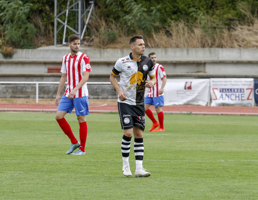 Unionistas de Salamanca vence al Atlético Bembibre