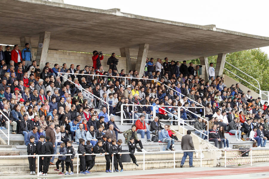 Unionistas de Salamanca vence al Atlético Bembibre