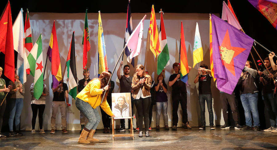 Homenaje a Doris Benegas en el Teatro Carrión