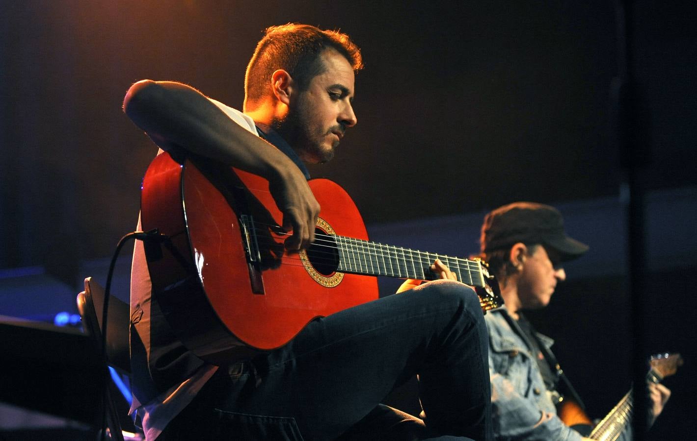 Los guitarristas Juanjo Melero y Raúl Olivar en el LAVA de Valladolid
