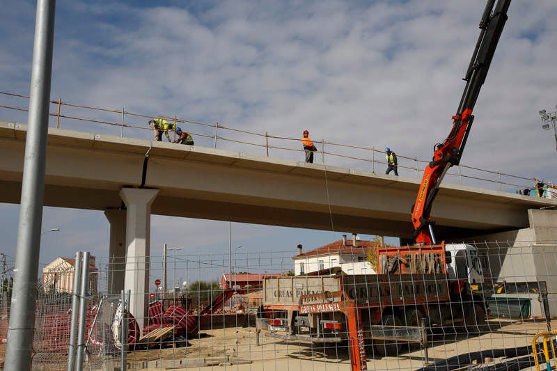 Obras de la pasarela de Los Tres Pasos en Palencia
