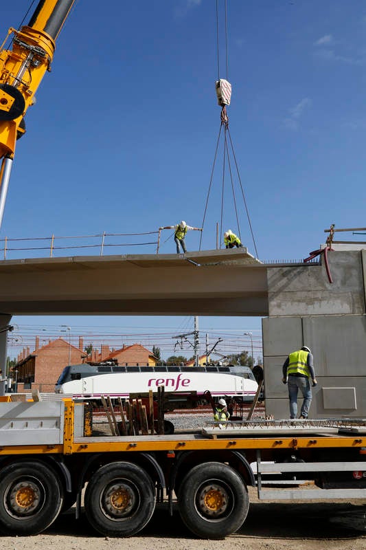 Obras de la pasarela de Los Tres Pasos en Palencia
