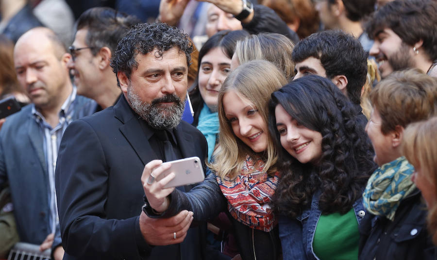 Famosos en la alfombra roja de la Seminci (Fotos 1)