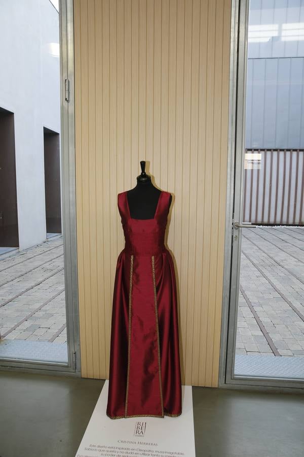 Colección de vestidos vinculados al cine y el vino