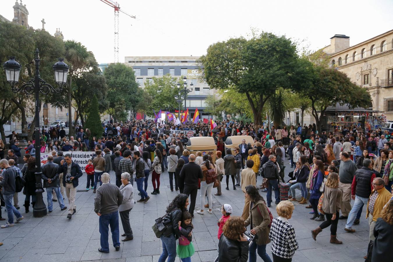 Estudiantes salmantinos secundan la huelga conta la Lomce y las reválidas