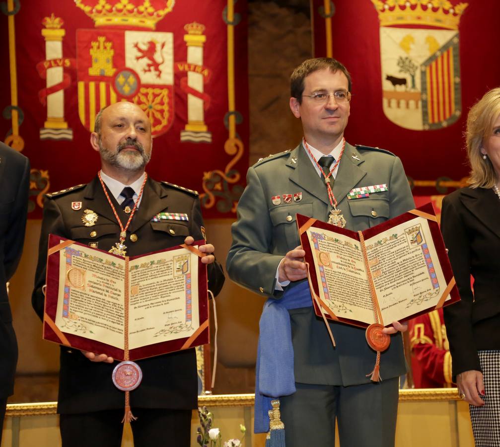 La Policía Nacional y La Guardia Civil reciben la Medalla de Oro de Salamanca