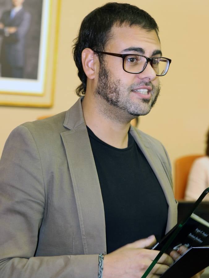 Francisco Onieva y Jacobo Llano reciben &#039;ex aequo&#039; el XXVI Premio Gil de Biedma