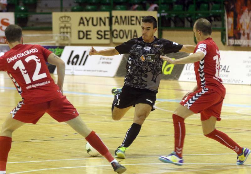 Partido Naturpellet Futsal-Puertollano en Segovia