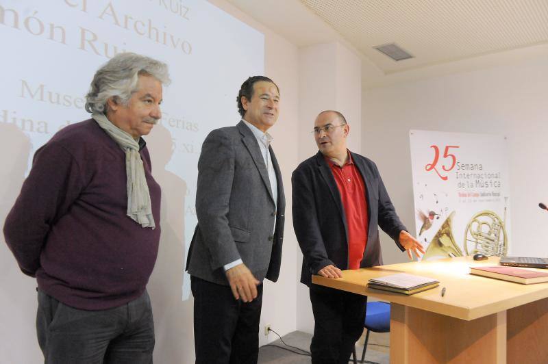 Carlos V, recibido y agasajado por Rodrigo de Dueñas en Medina del Campo
