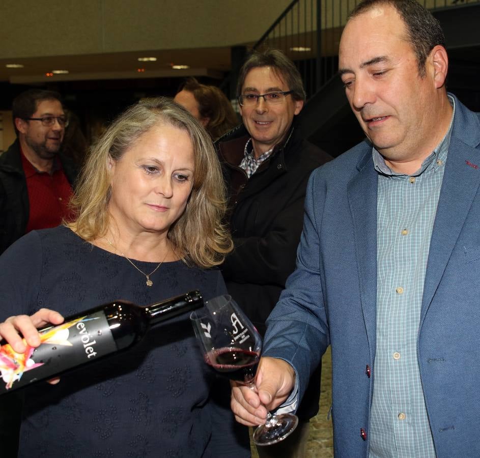 Arranca en Segovia la séptima edición del Otoño Enológico de la Fundacion Caja Rural