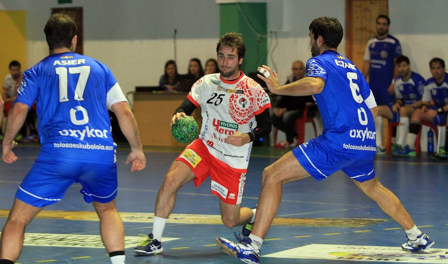 BM Nava 23-22 Tolosa Eskubaloia