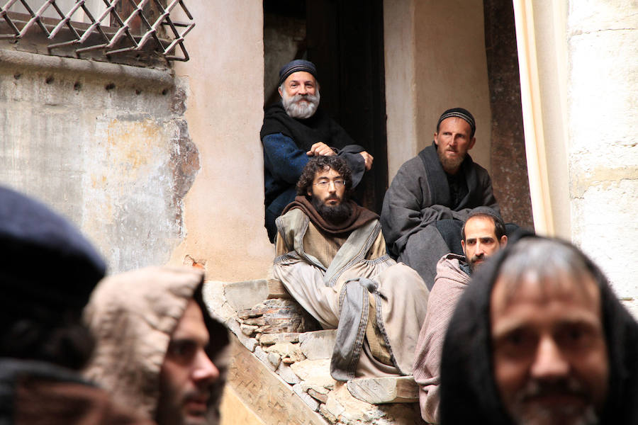 Rodaje de &#039;La Catedral del Mar&#039; en Segovia con Aitor Luna (2/2)