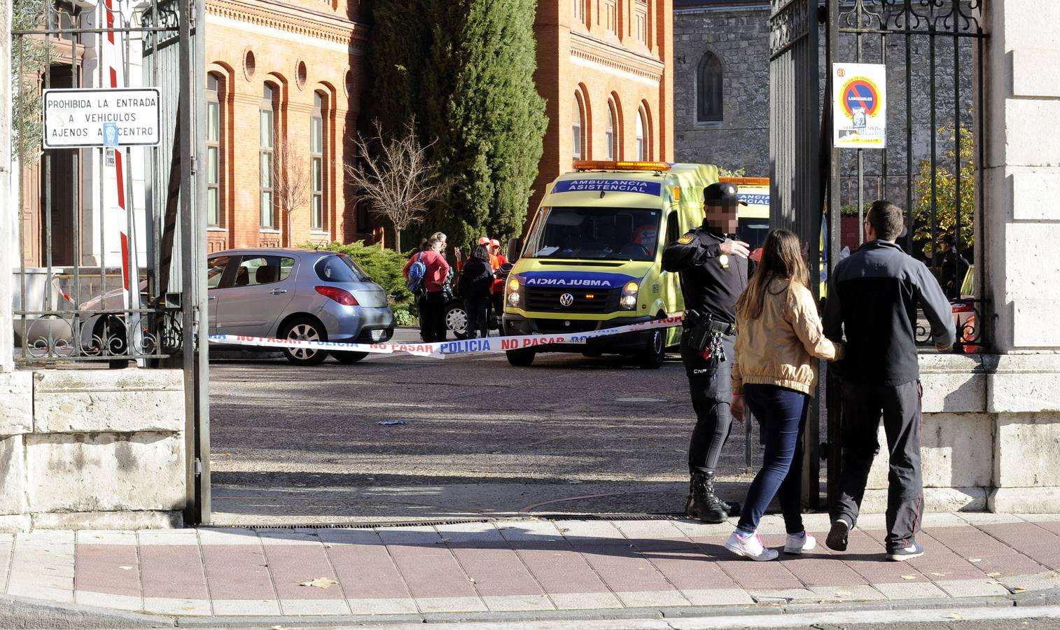 Desalojan el instituto Zorrilla de Valladolid por un gas tóxico