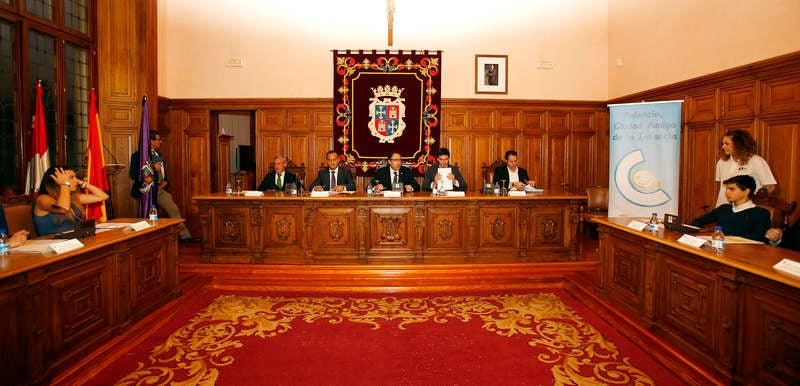 Pleno infantil en el Ayuntamiento de Palencia