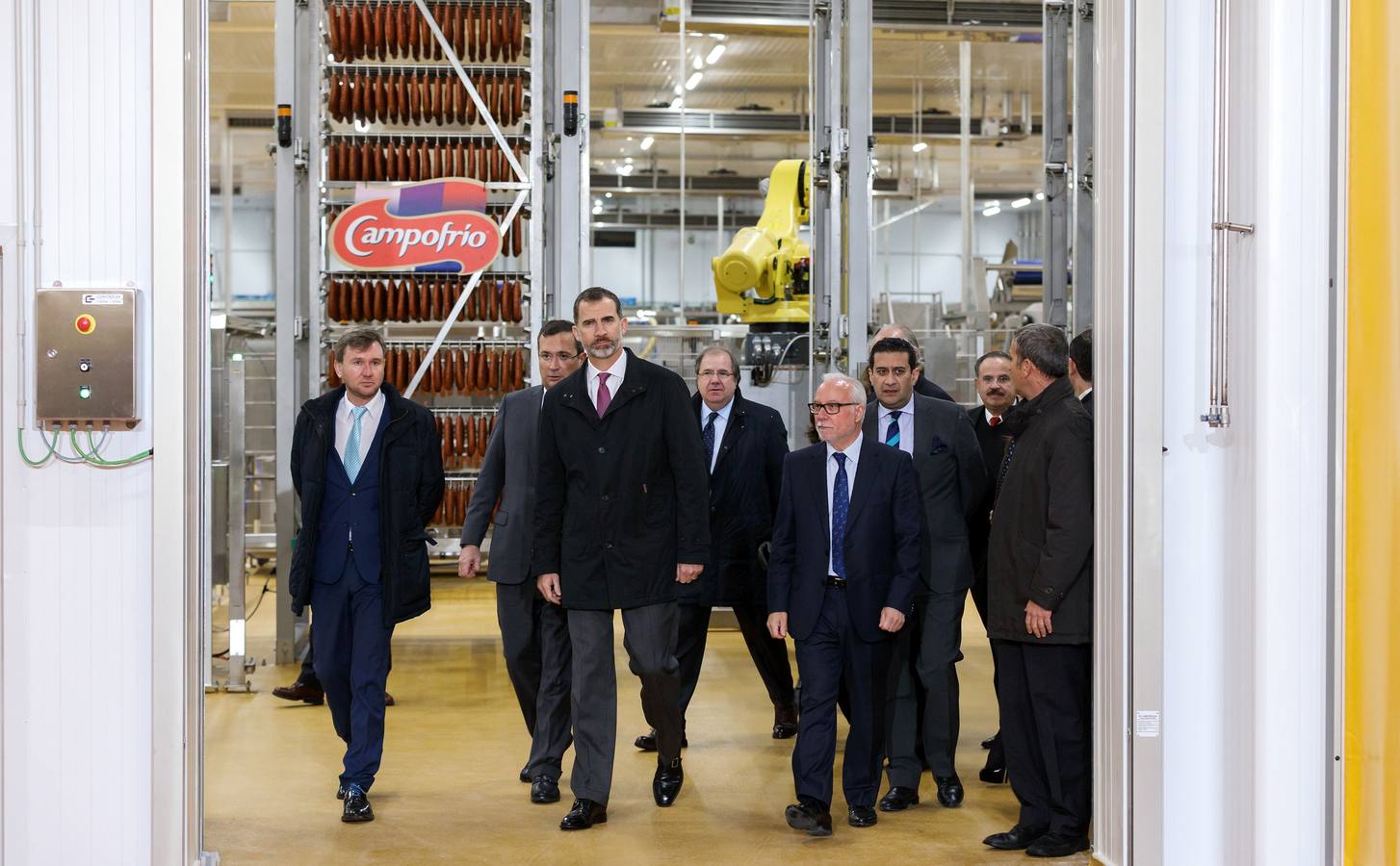 El Rey Felipe VI visita la nueva factoría de Campofrío en Burgos