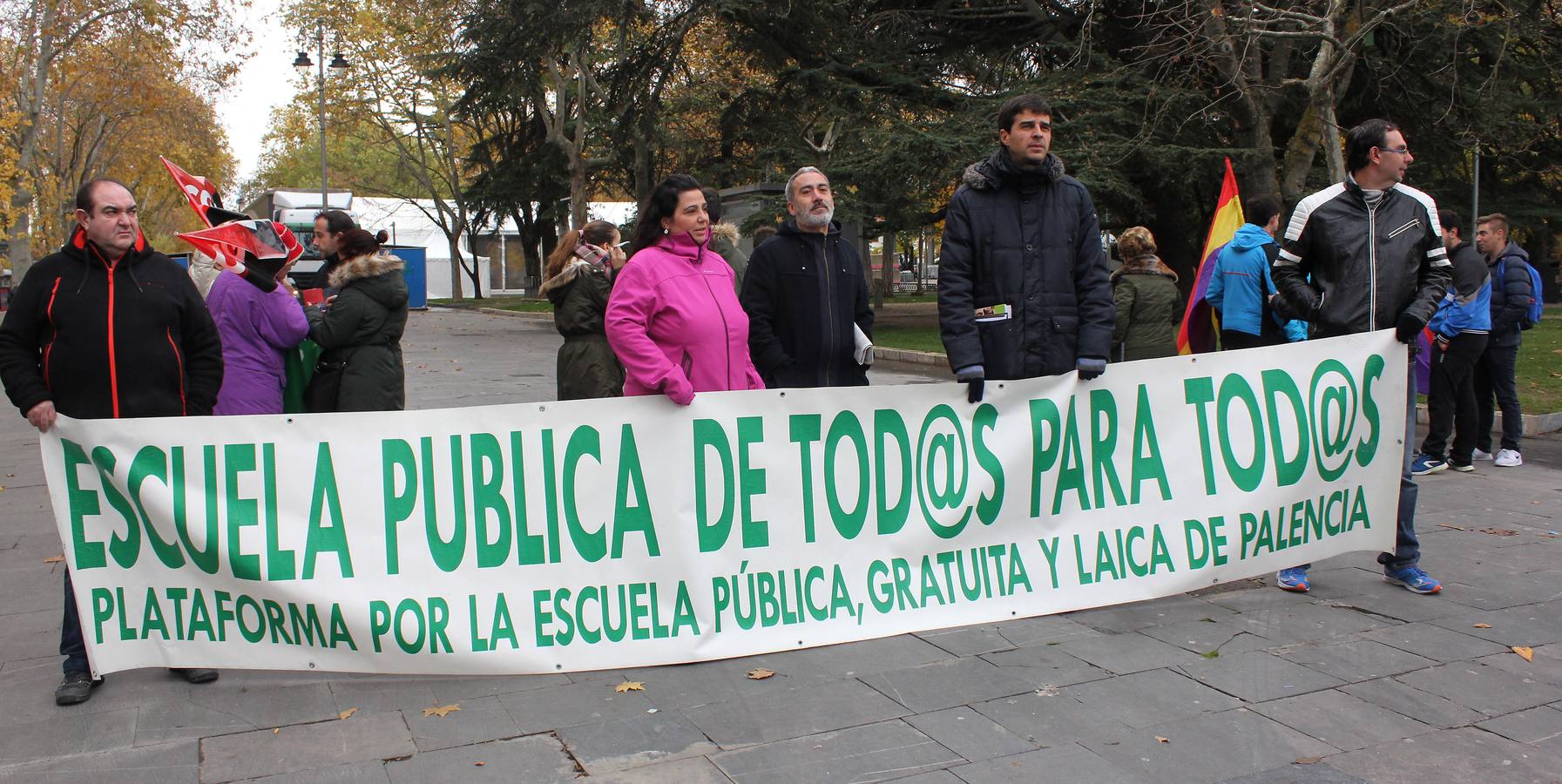 Los estudiantes palentinos se manifiestan contra la Lomce