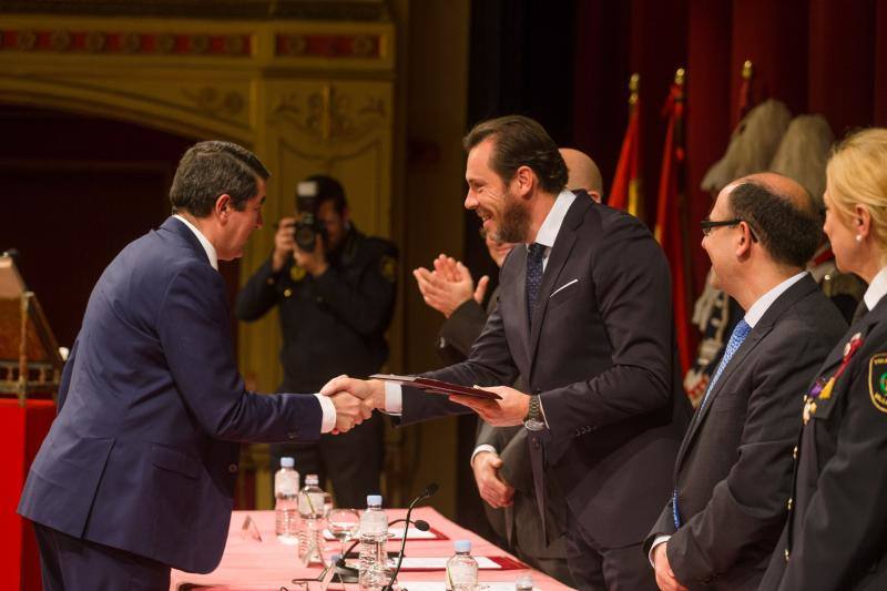 Celebración del Día de la Policía en Valladolid (1/2)