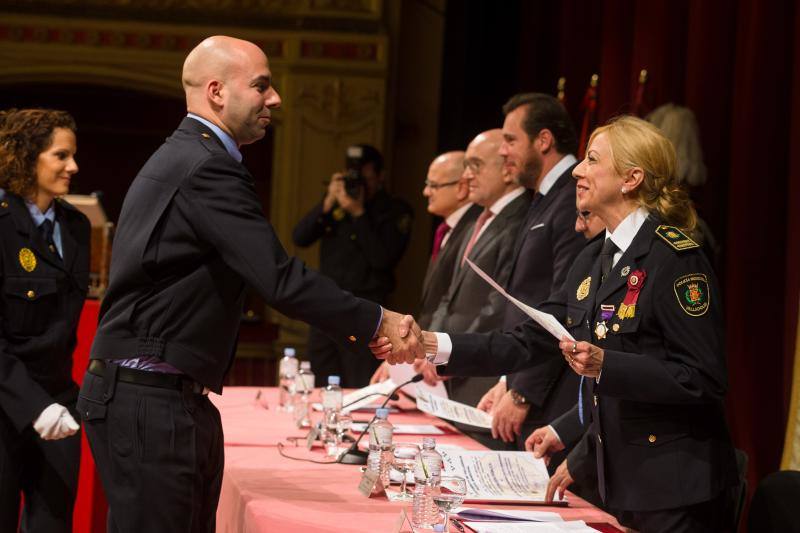 Celebración del Día de la Policía en Valladolid (1/2)