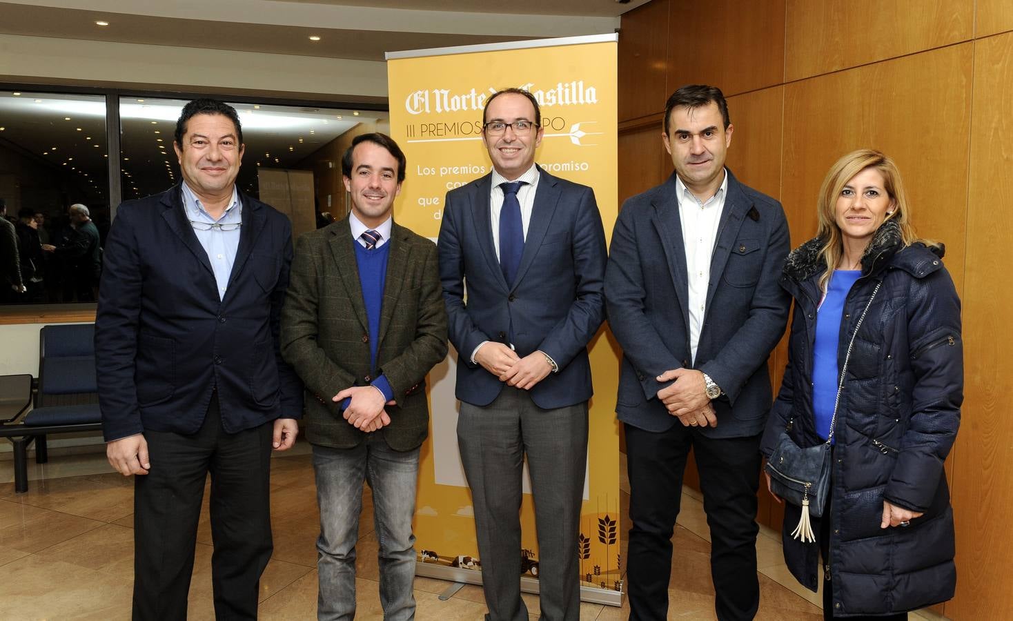 Alberto Collantes, Iván Velasco, Víctor Alonso y Fernando Esteban, alcaldes de Viana, Montemayor de Pililla, Fombellida y Cogeces del Monte, y Rocío Herguedas, esposa de este último.