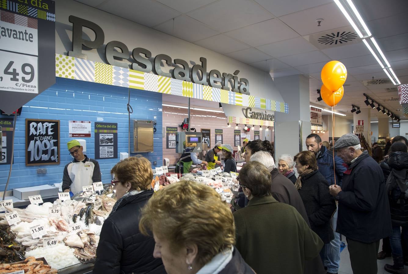 Inauguración del nuevo Mercado del Val en Valladolid