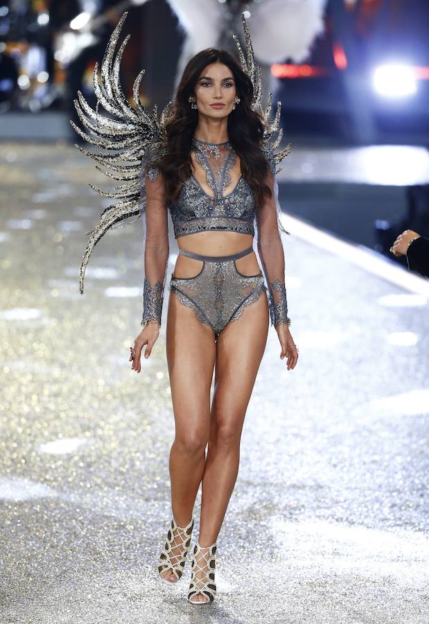 Desfile de Victoria&#039;s Secret 2016 en París (1/2)