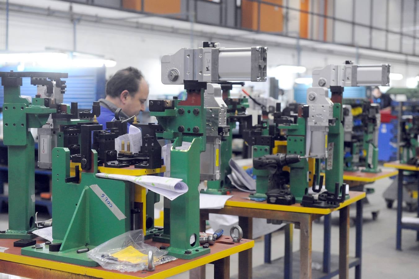 Alumnos del colegio Nuestra Señora de Lourdes visitan las instalaciones de Ibermaq dentro del programa STARTinnova