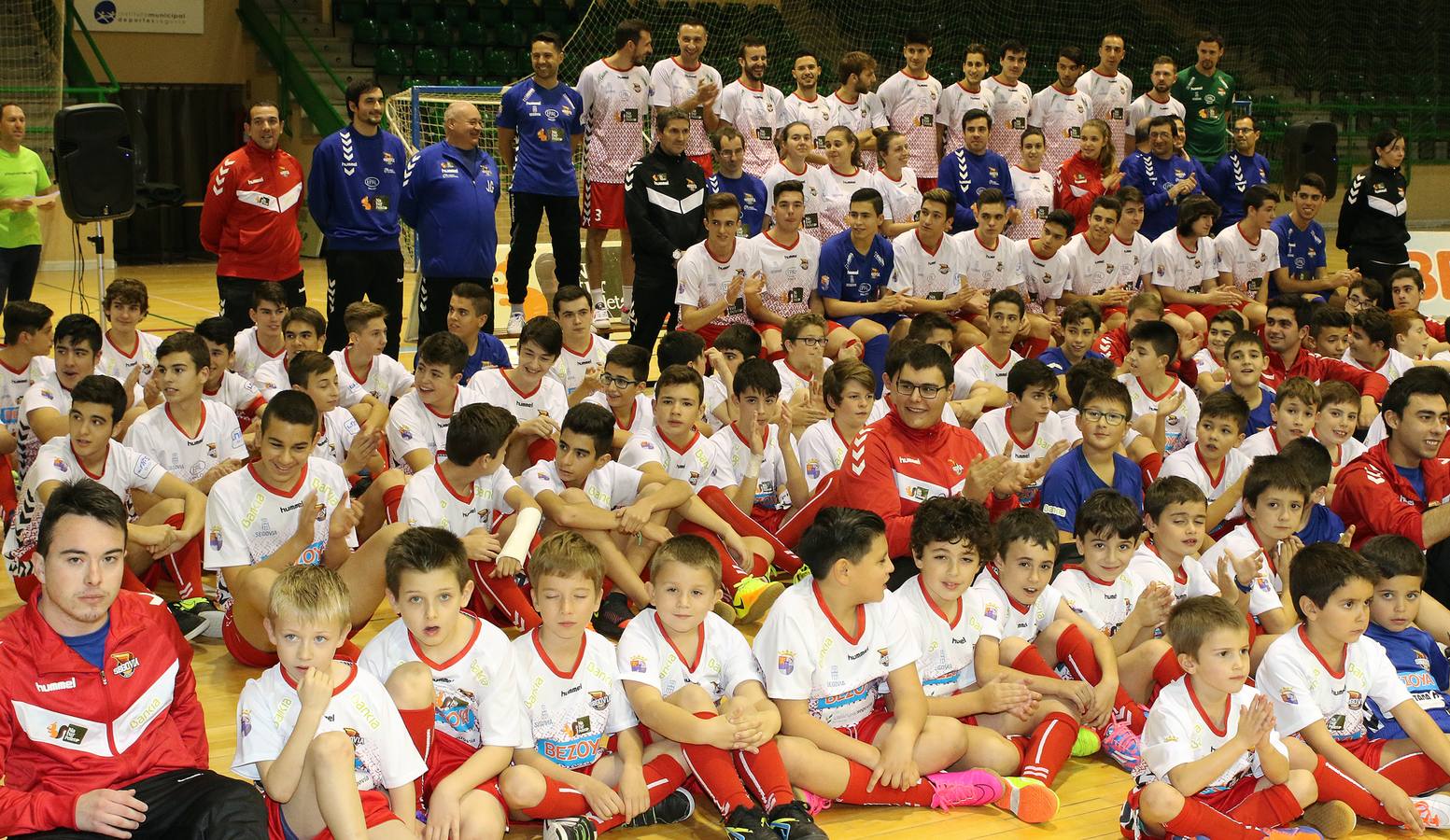 El Naturpellet Segovia presenta a sus equipos