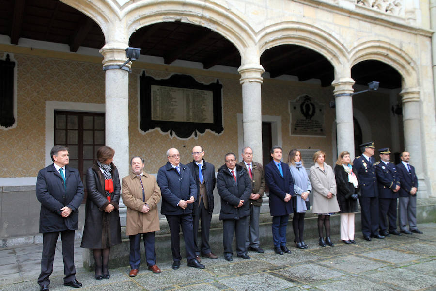 Toma de posesión del nuevo director de la Academia de Artillería, José María Martínez Ferrer