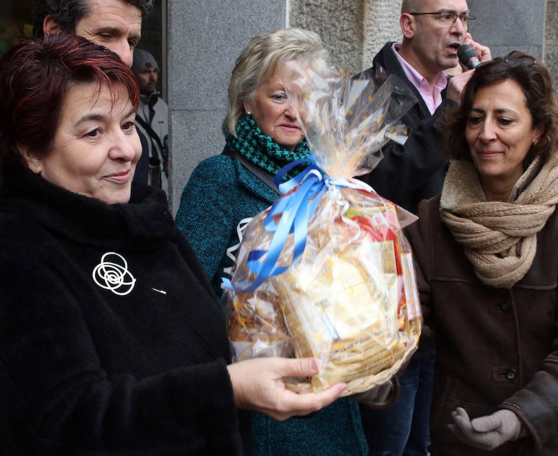 Los alumnos del colegio Claret de Segovia felicitan la Navidad