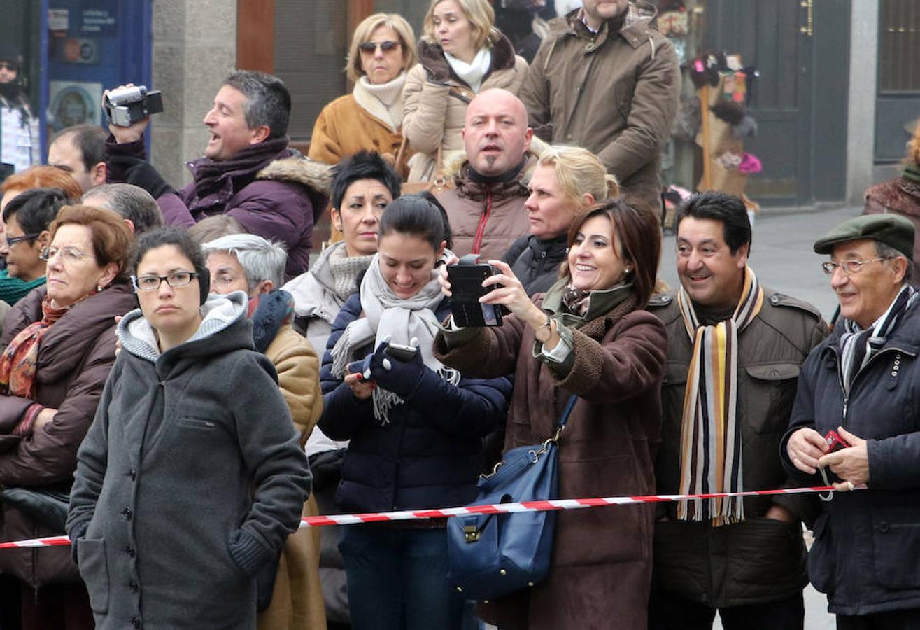 Los alumnos del colegio Claret de Segovia felicitan la Navidad