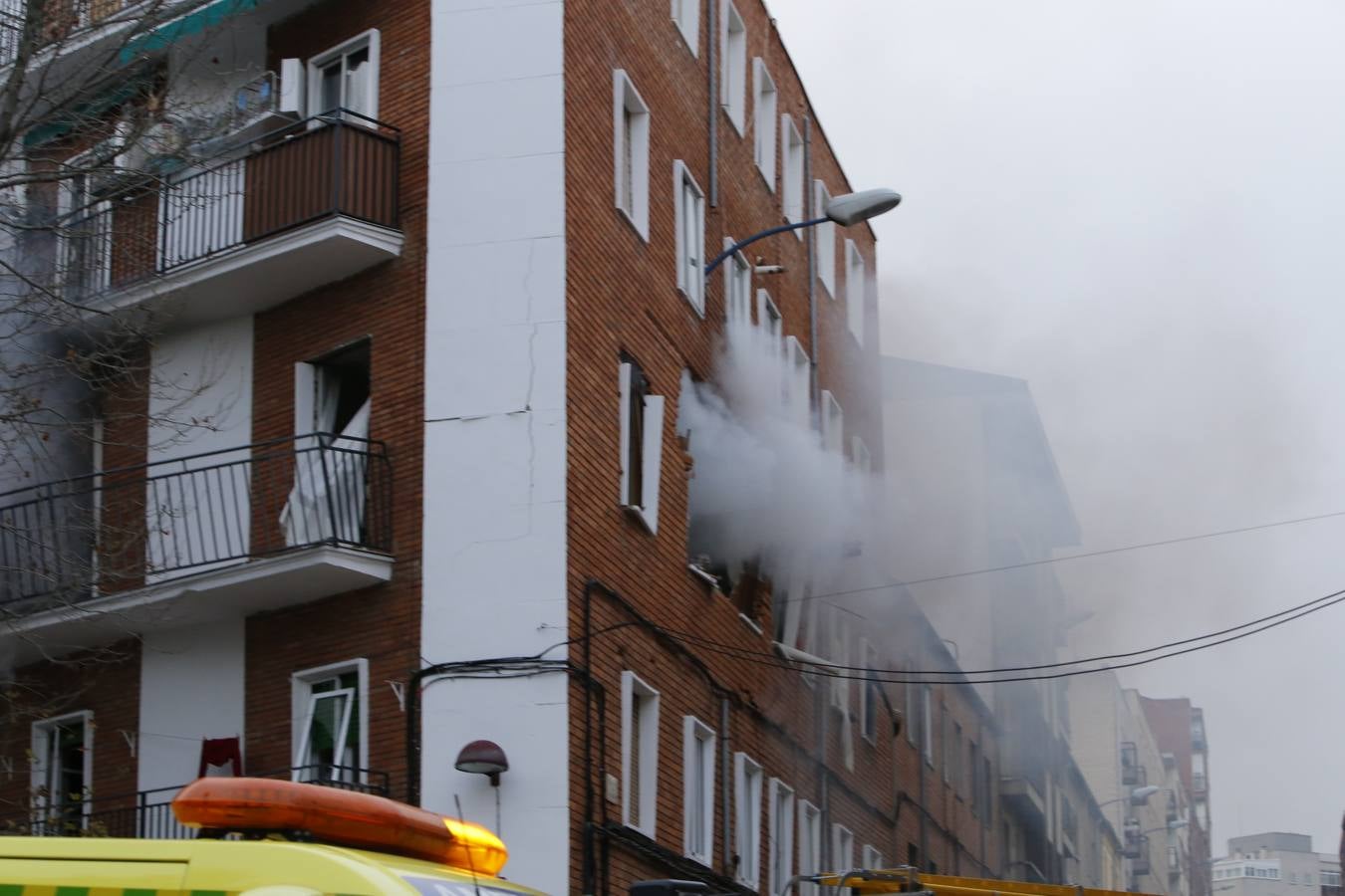 Explosión de gas en la calle Príncipe de Salamanca (1/2)