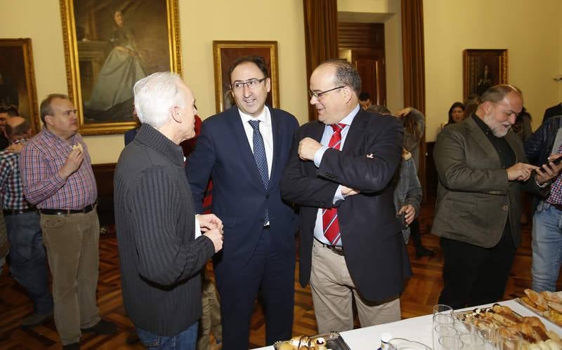 Desayuno navideño con los medios de comunicación