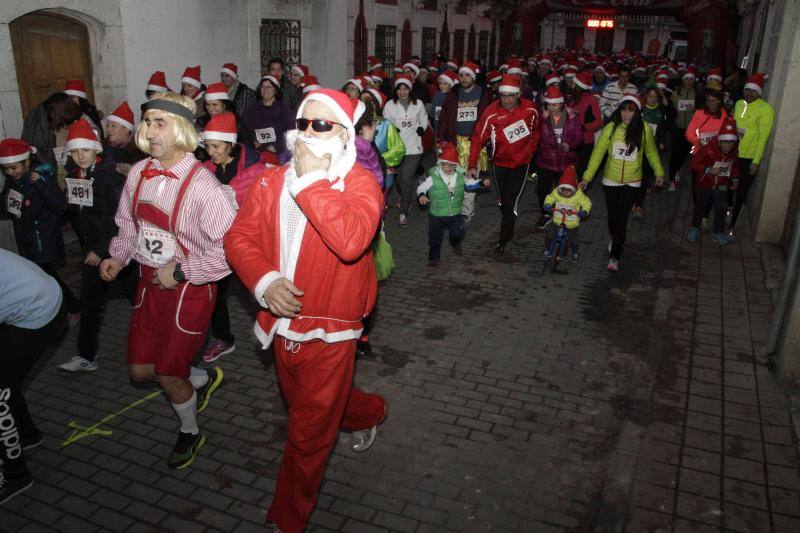 Carrera solidaria &#039;Navibuena&#039; en Campaspero (1/2)