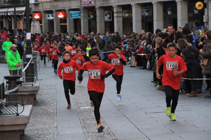 Carrera de Fin de Año Ciudad de Segovia (1/4)