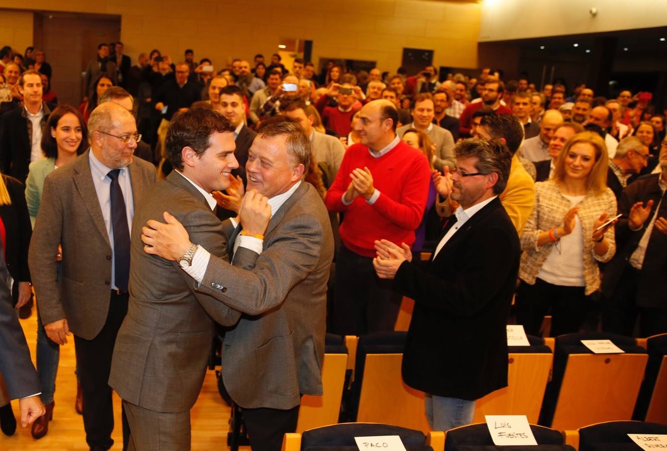 Albert Rivera participa en un acto con militantes en Valladolid