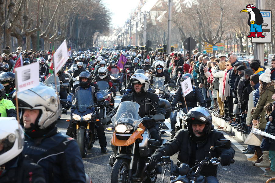 Ambiente en el desfile de banderas de Pingüinos en Valladolid (Parte 3)