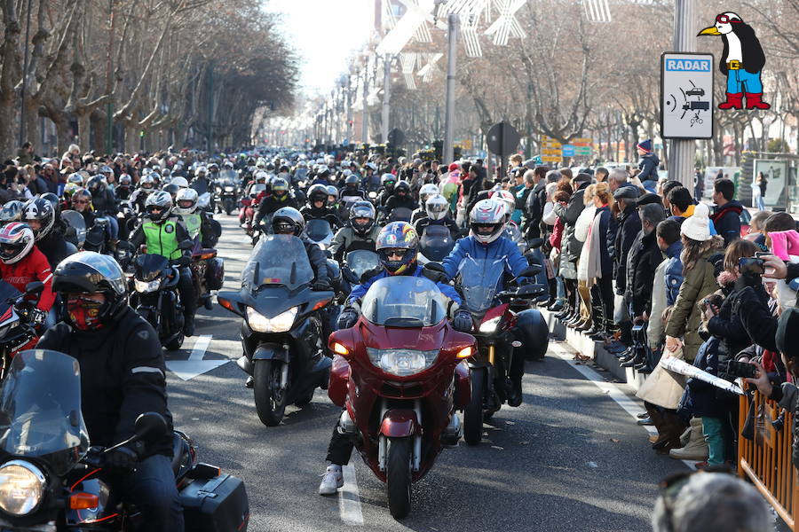 Ambiente en el desfile de banderas de Pingüinos en Valladolid (Parte 3)