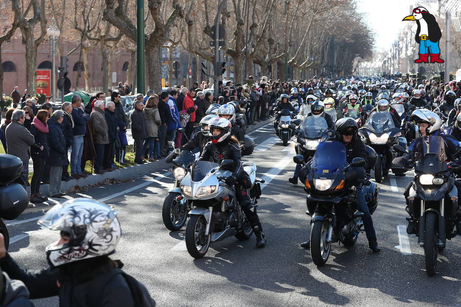 Ambiente en el desfile de banderas de Pingüinos en Valladolid (Parte 4)