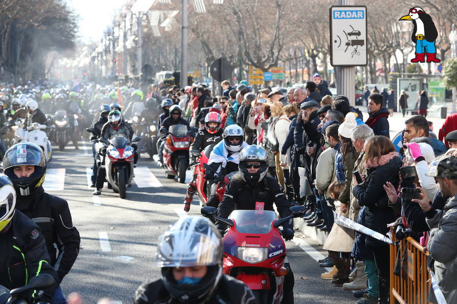 Ambiente en el desfile de banderas de Pingüinos en Valladolid (Parte 4)