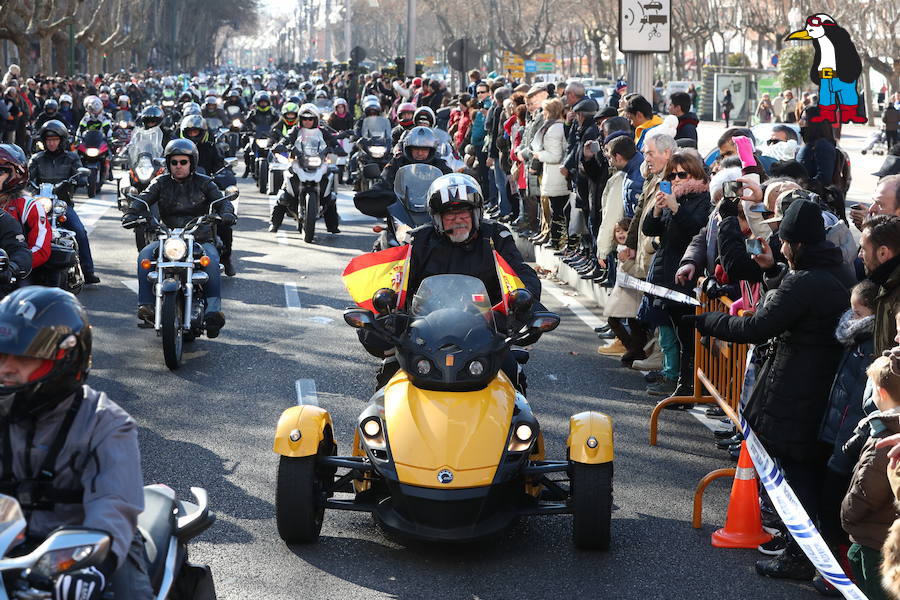 Ambiente en el desfile de banderas de Pingüinos en Valladolid (Parte 4)