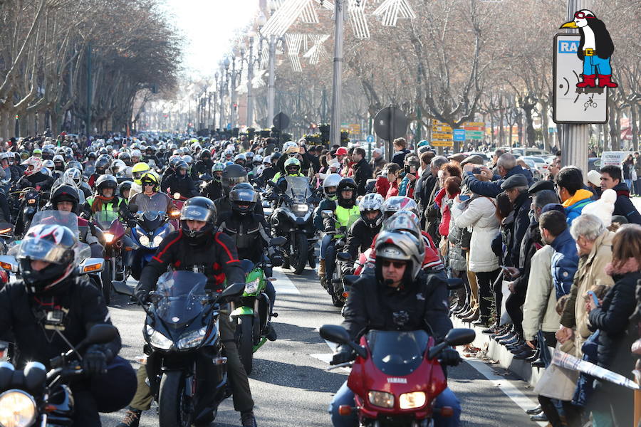 Ambiente en el desfile de banderas de Pingüinos en Valladolid (Parte 4)