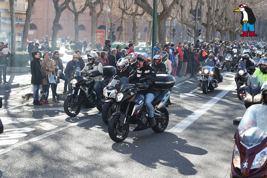 Ambiente en el desfile de banderas de Pingüinos en Valladolid (Parte 6)